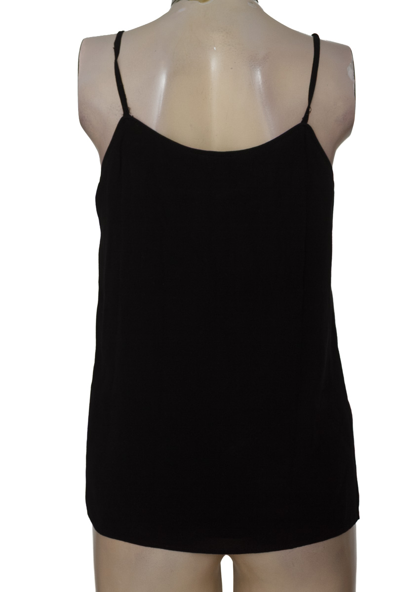 Top / Camiseta color Negro - MNG