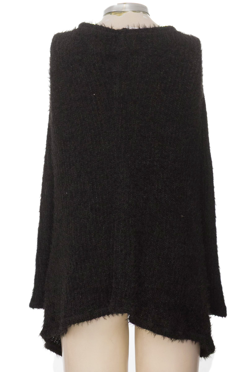 Sweater color Negro - Pacifika