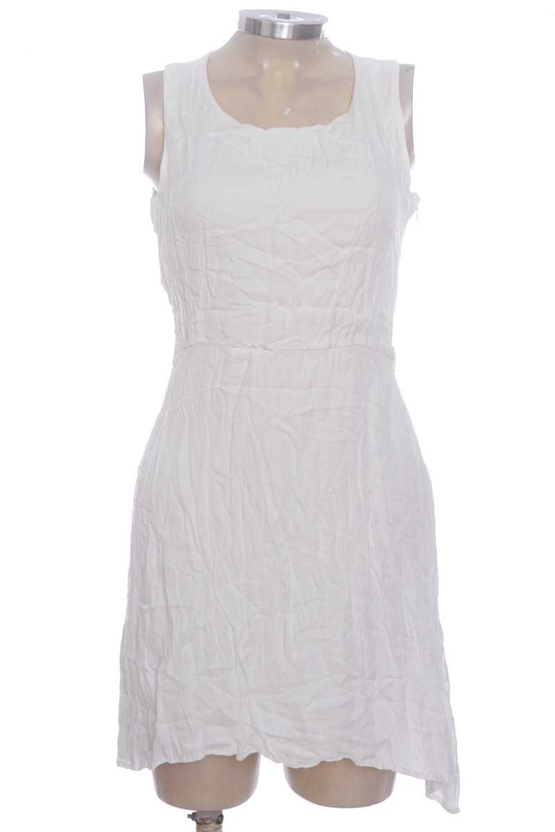 Vestido / Enterizo color Blanco - RAGGED