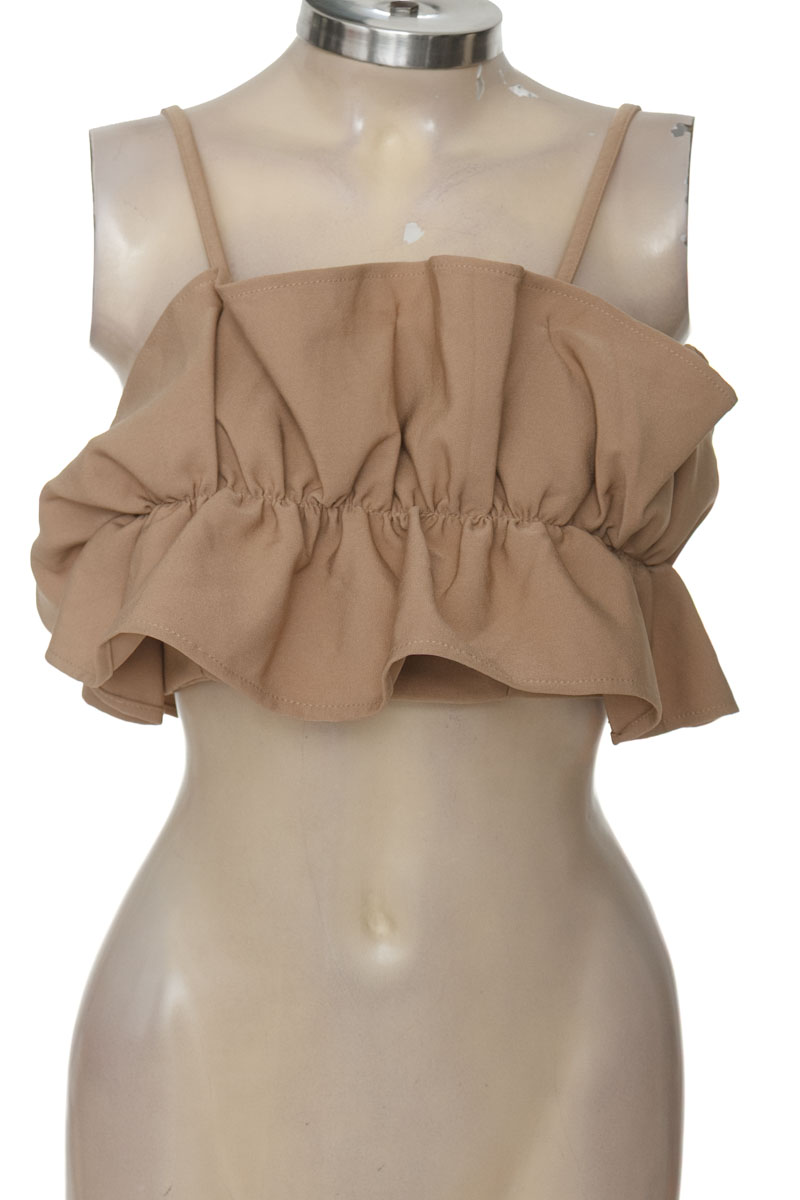 Top / Camiseta color Beige - Closeando