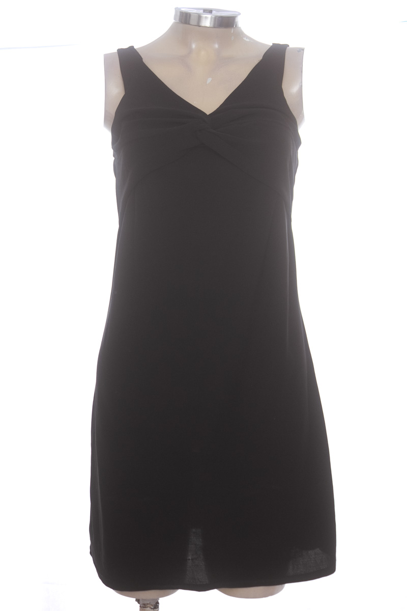 Vestido / Enterizo color Negro - Closeando