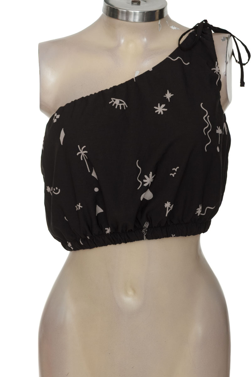 Top / Camiseta color Negro - Smeralda