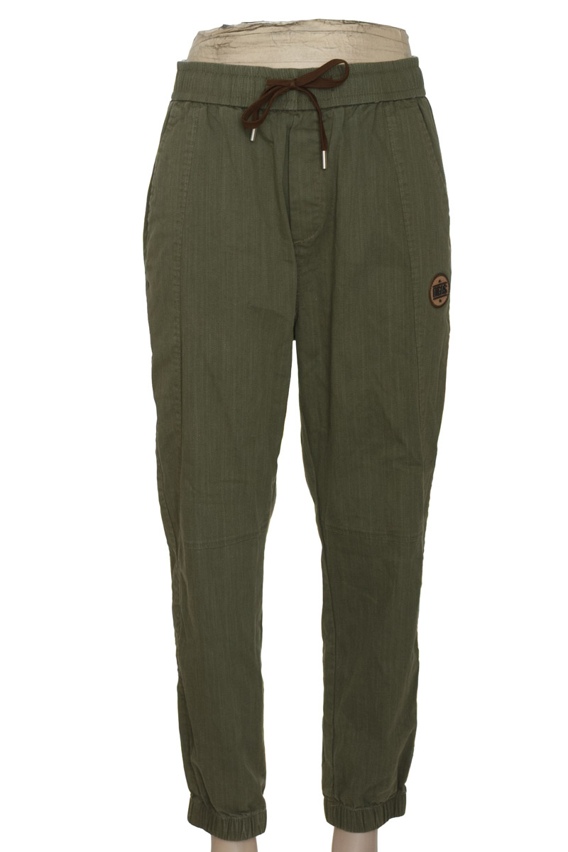 Pantalones color Verde - Closeando