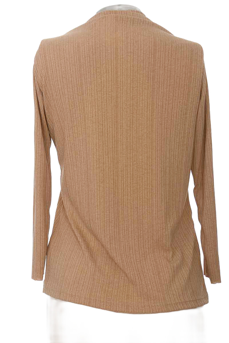 Sweater color Beige - Closeando