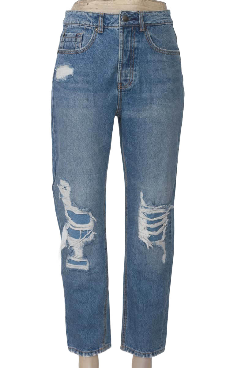 Pantalones color Azul - Stradivarius