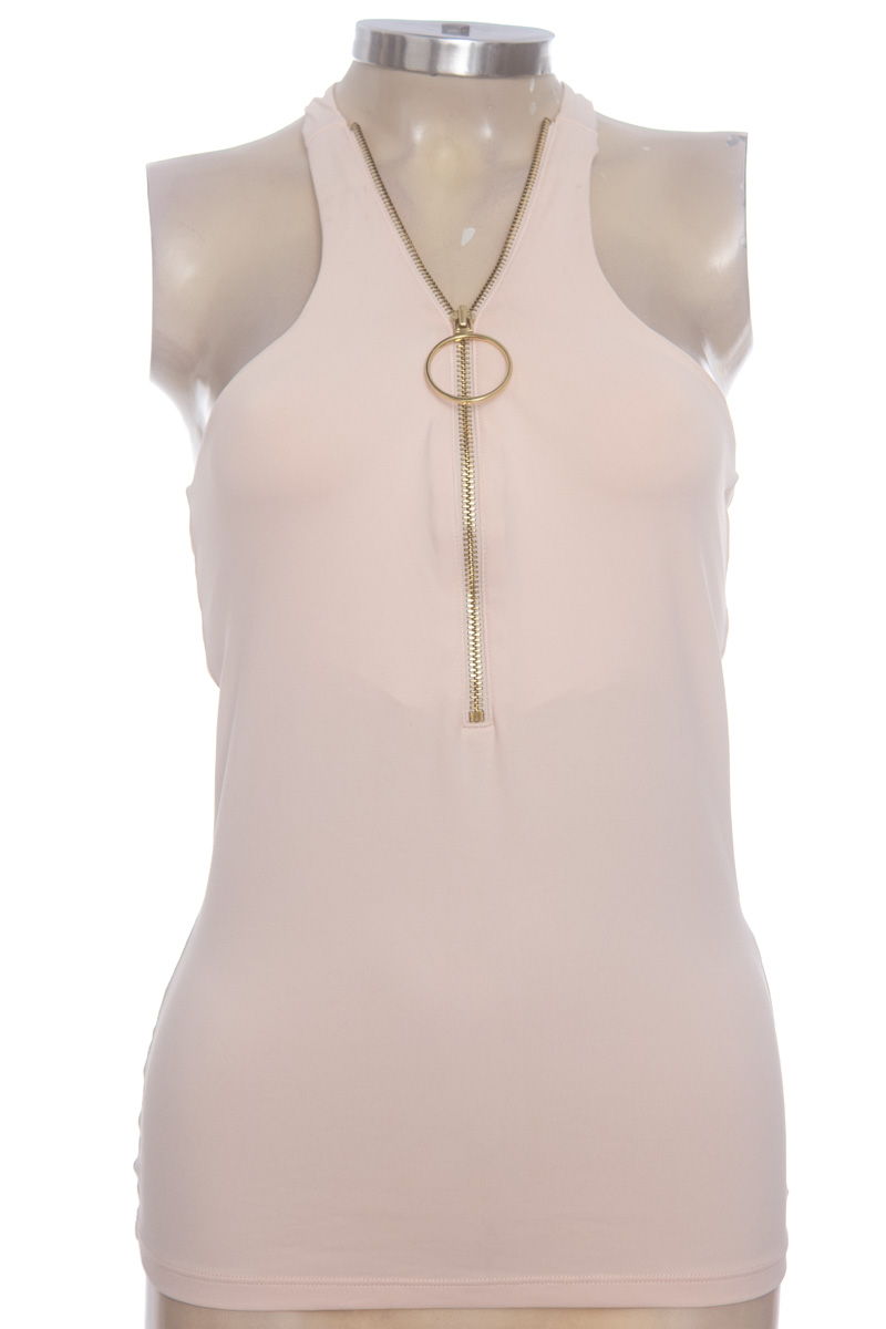Top / Camiseta color Rosado - Studio F