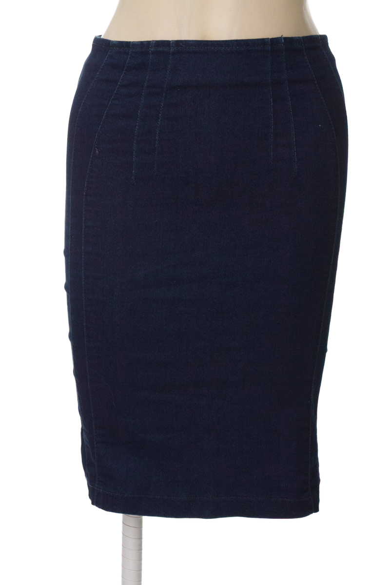 Falda color Azul - Stradivarius