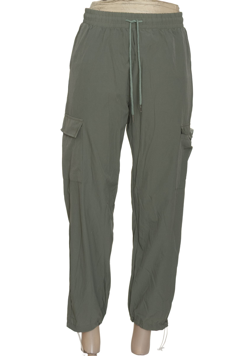 Pantalones color Verde - Closeando