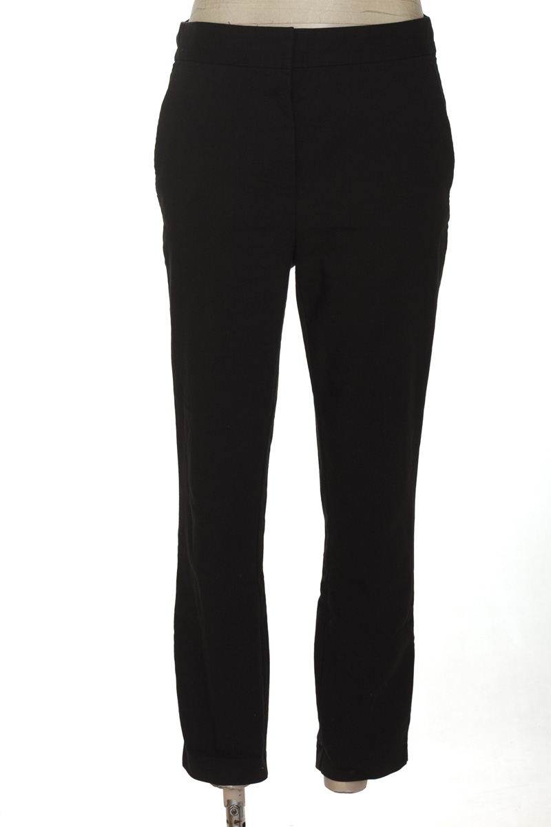 Pantalones color Negro - Zara