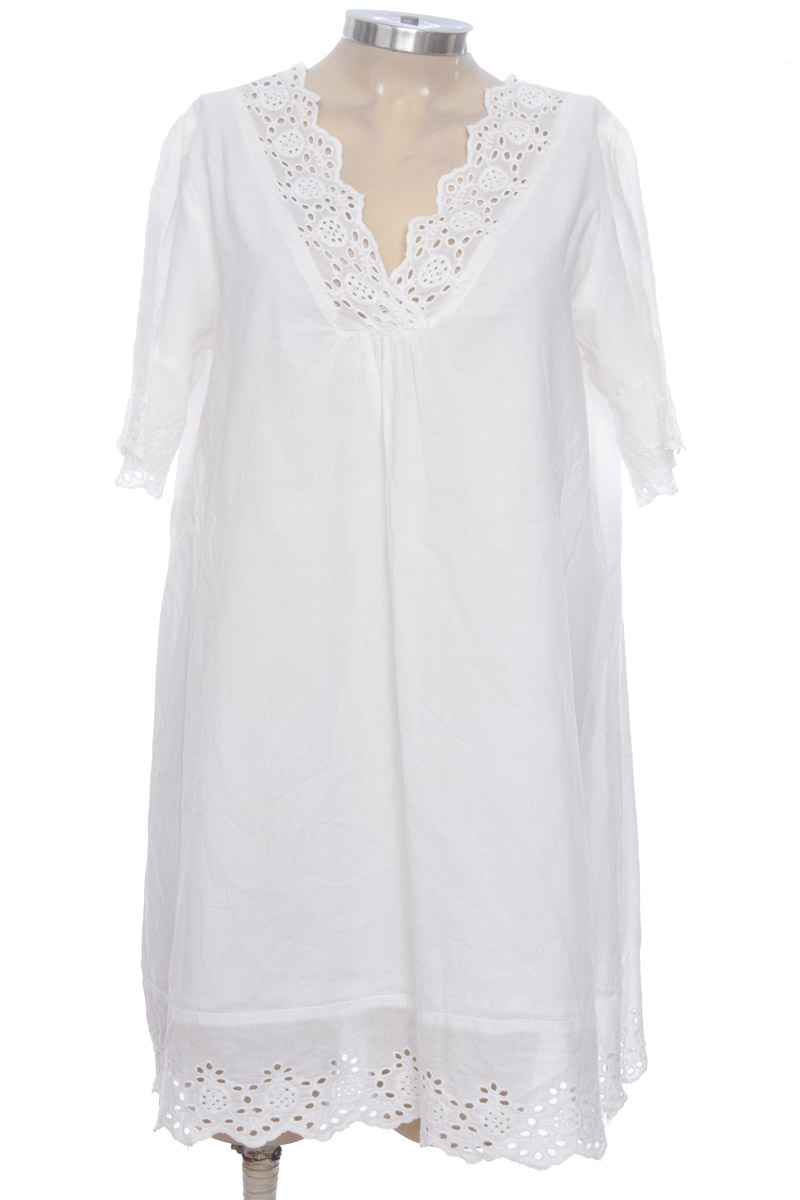 Vestido / Enterizo color Blanco - Chipkaly