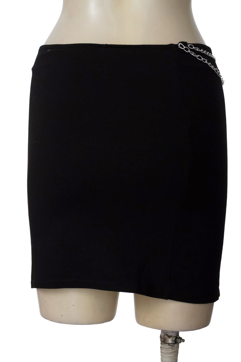 Falda color Negro - Closeando