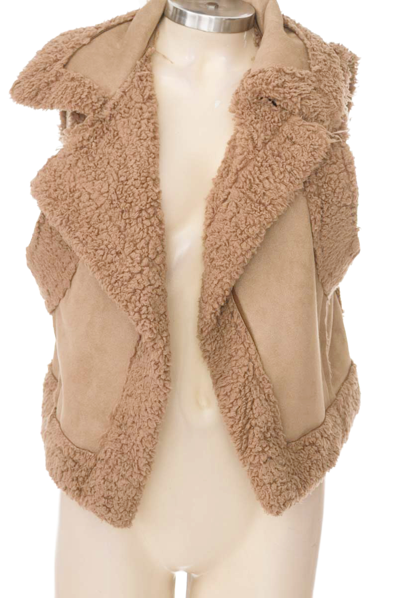 Chaqueta / Abrigo color Beige - Closeando