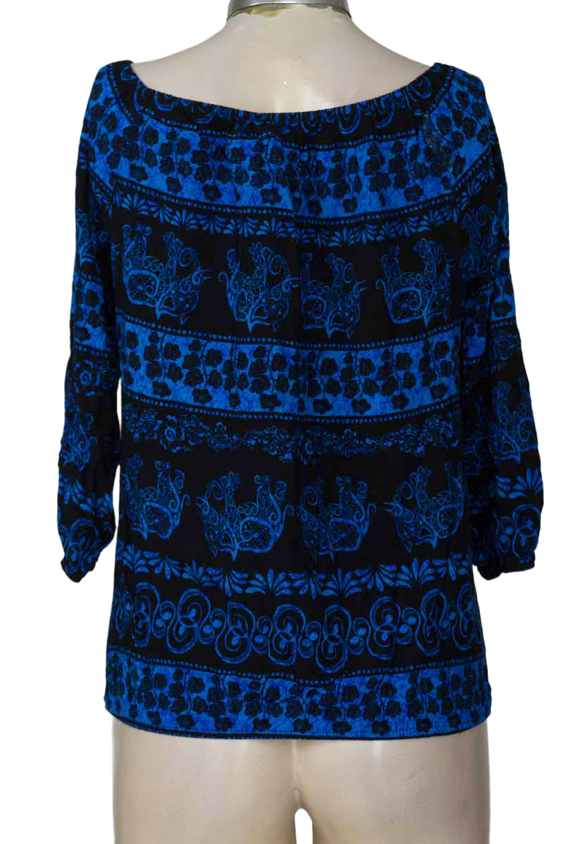 Top / Camiseta color Negro - Asterisco