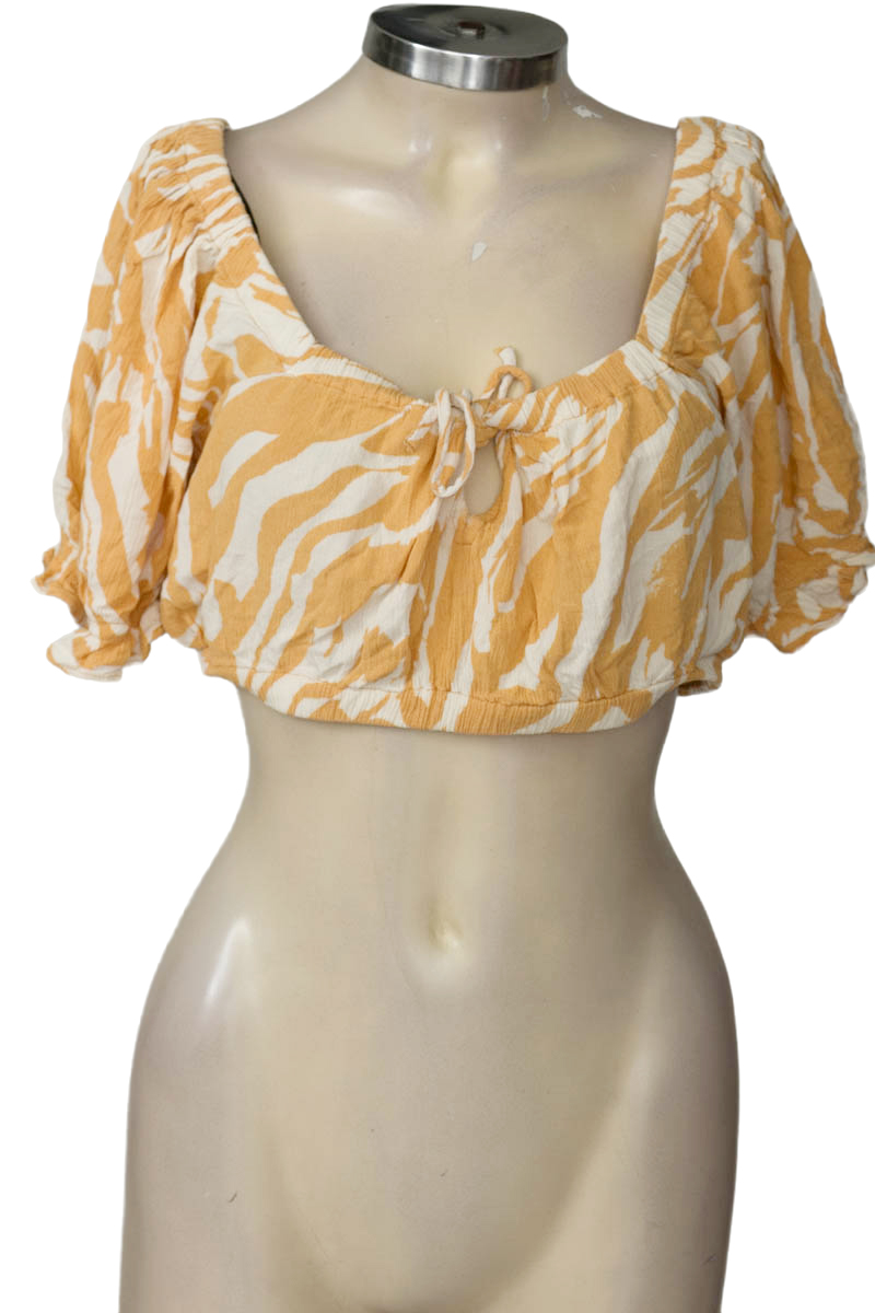 Top / Camiseta color Beige - H&M