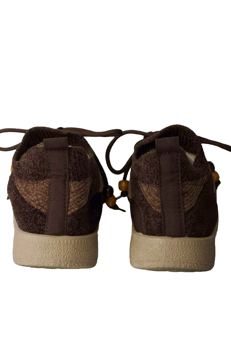 Zapatos color Café - Closeando