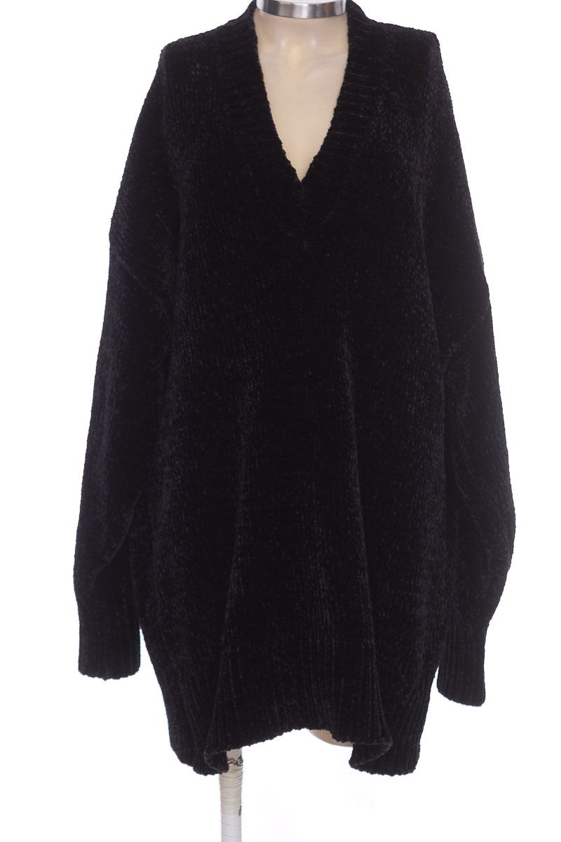 Sweater color Azul Zara Closeando