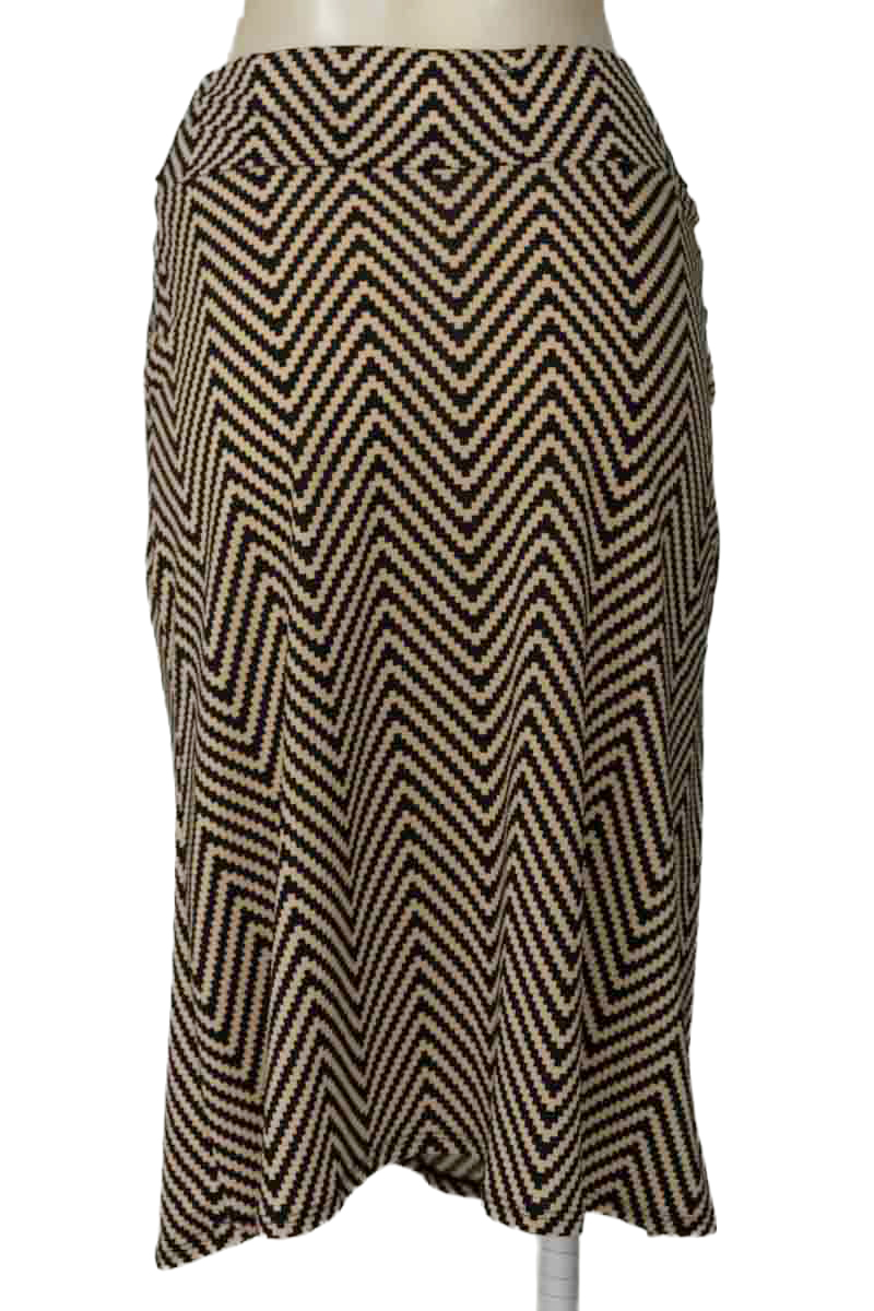 Falda color Negro - Closeando