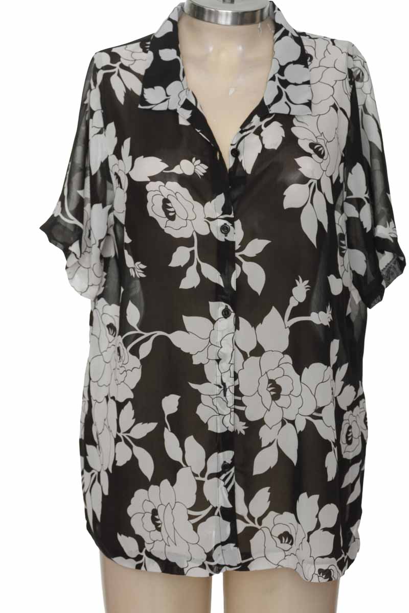 Blusa color Negro - Closeando