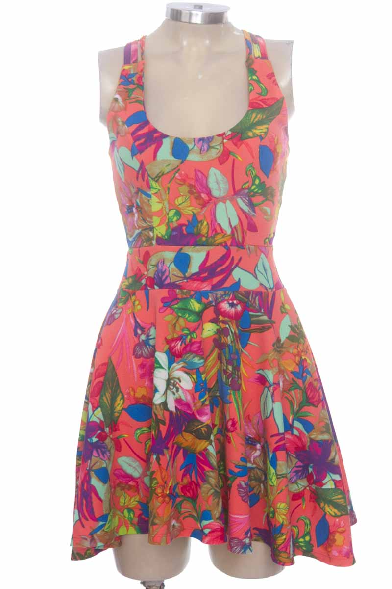 Vestido / Enterizo color Fucsia - Closeando
