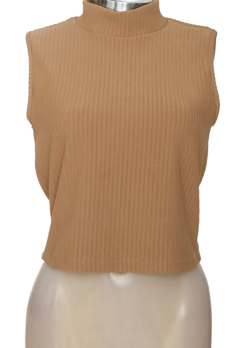 Top / Camiseta color Beige - ELA
