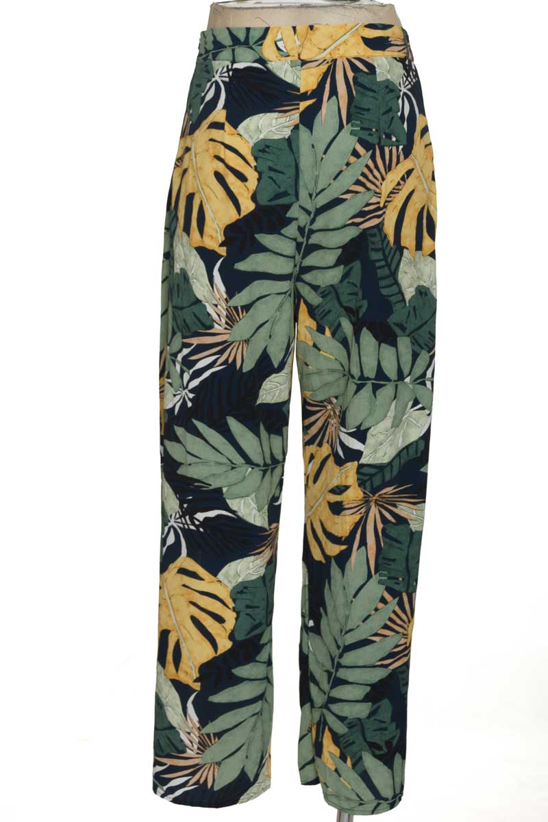 Pantalones color Estampado - Closeando