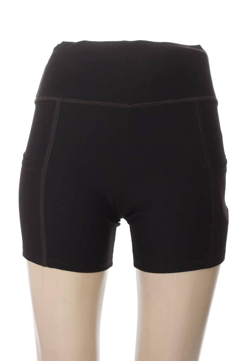 Ropa Deportiva / Salida de Baño color Negro - Jump
