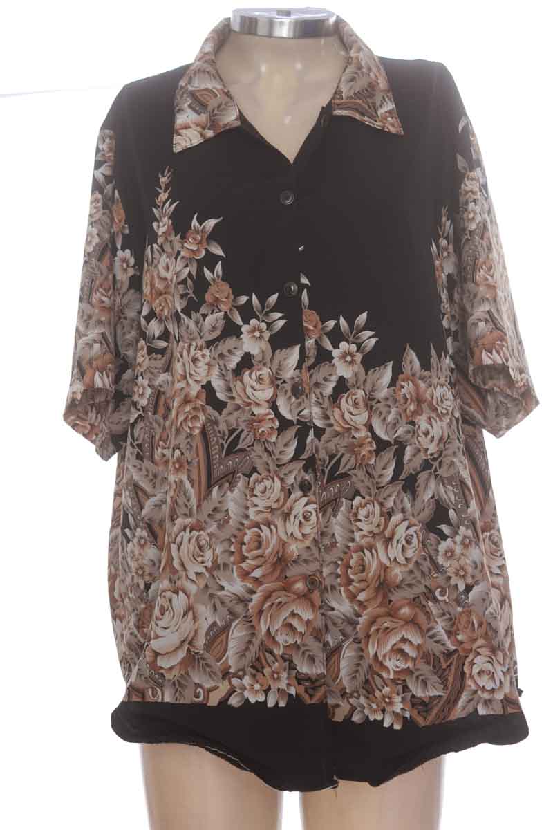 Blusa color Negro - Closeando