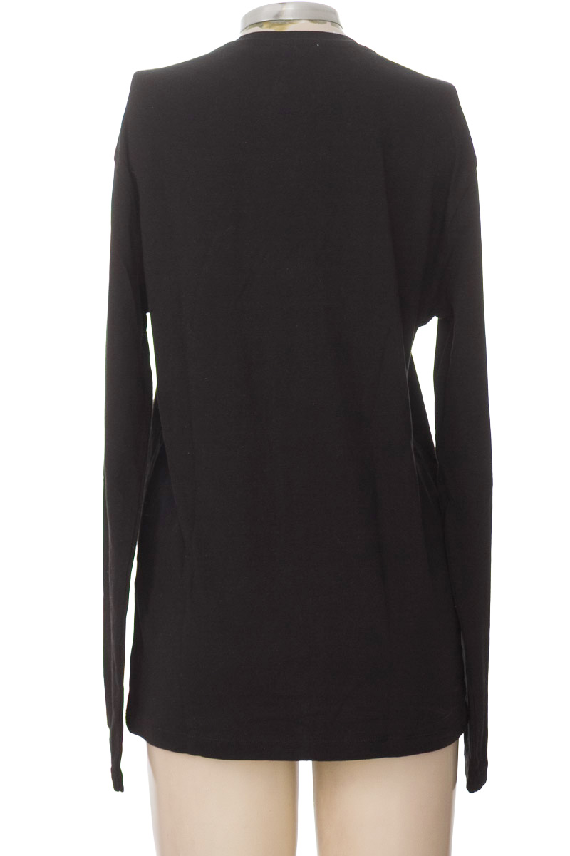 Top / Camiseta color Negro - Zara