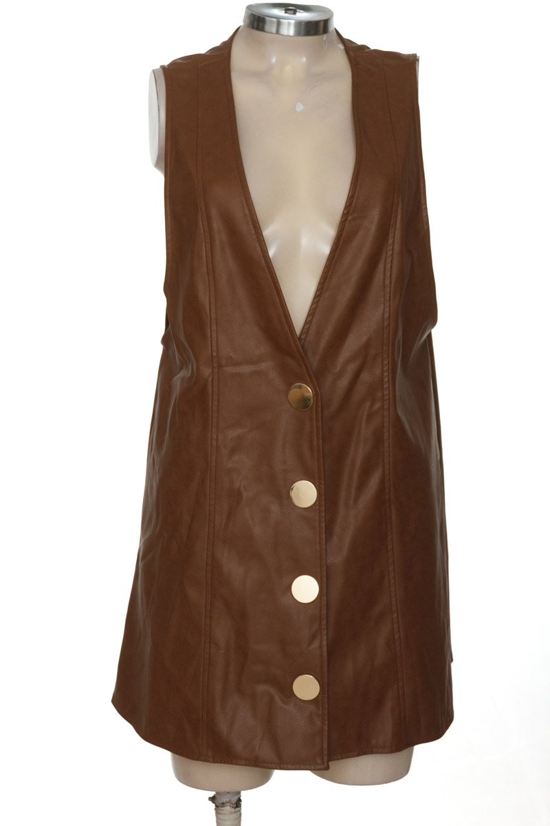 Chaqueta / Abrigo color Café - Zara