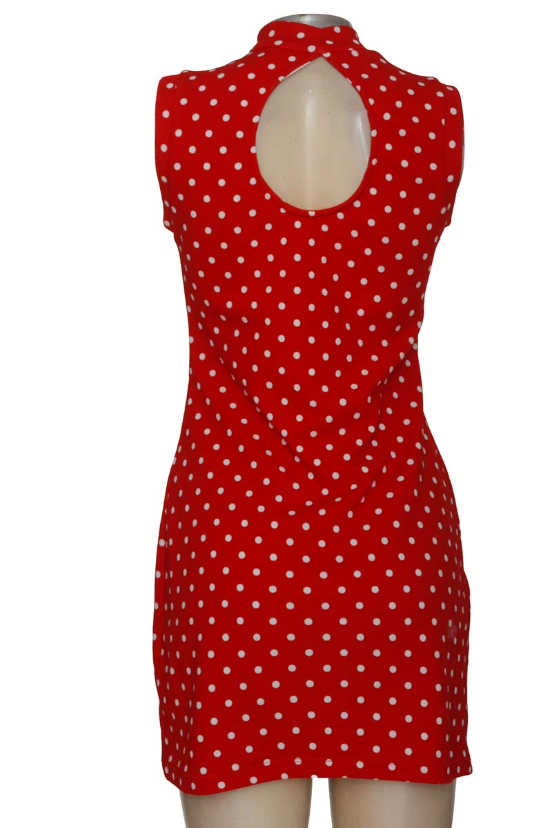 Vestido / Enterizo color Rojo - Closeando