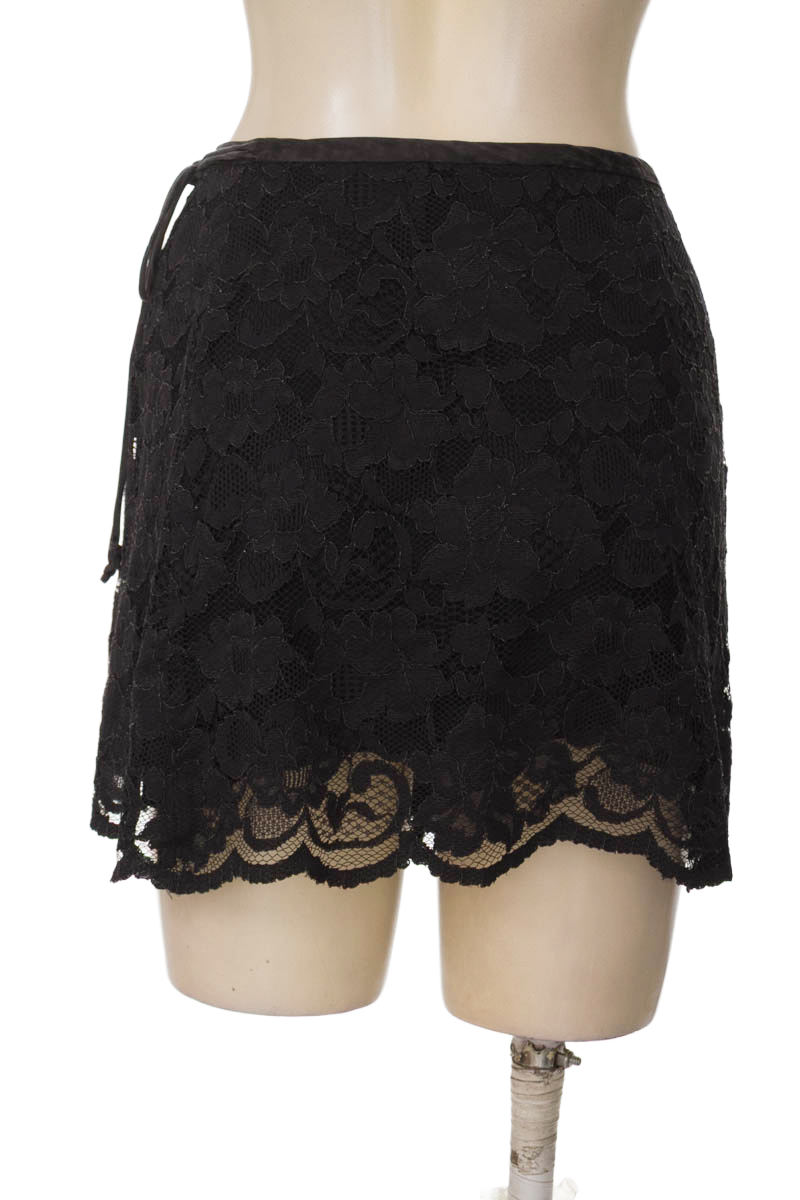 Falda color Negro - Banana Republic