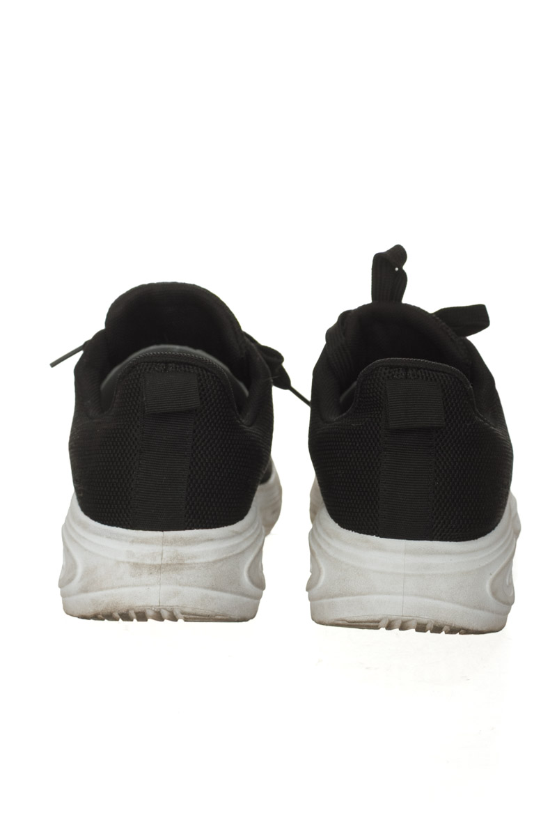 Zapatos color Negro - Closeando
