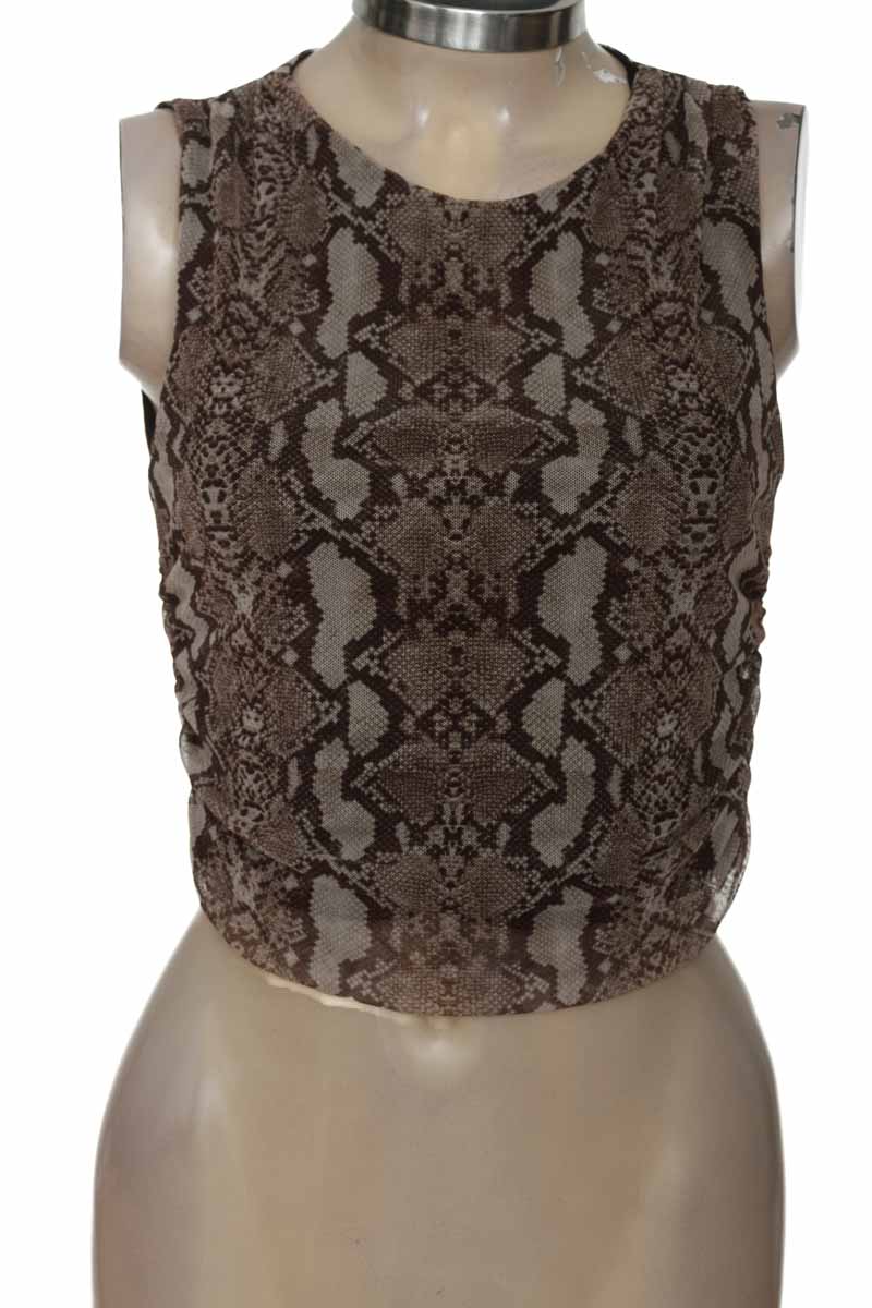 Top / Camiseta color Café - Sybilla