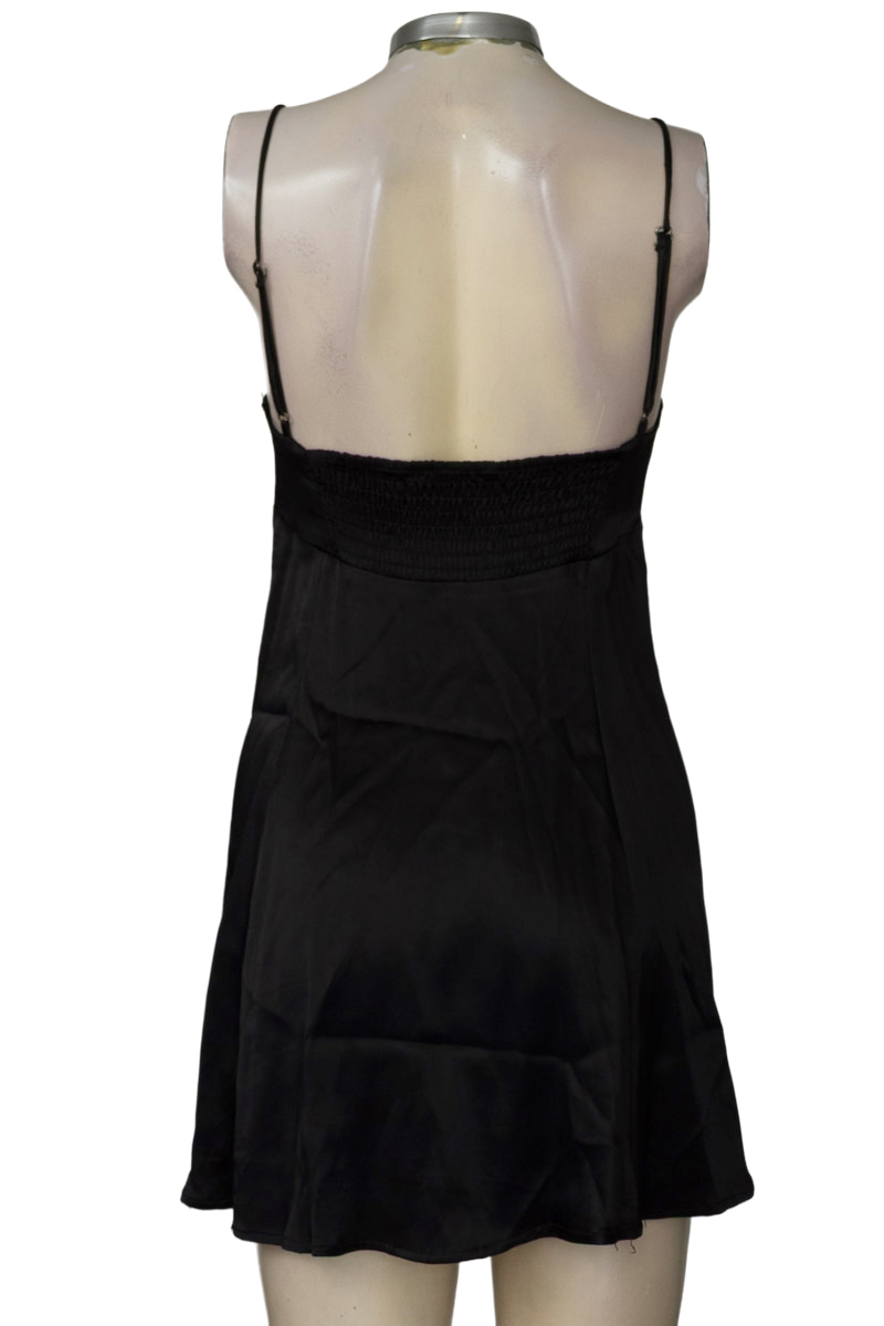 Vestido / Enterizo color Negro - Zara