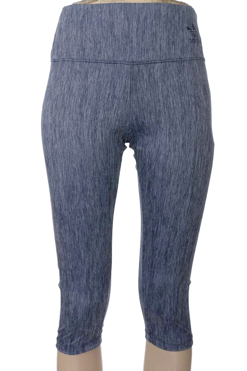 Ropa Deportiva / Salida de Baño color Azul - Closeando