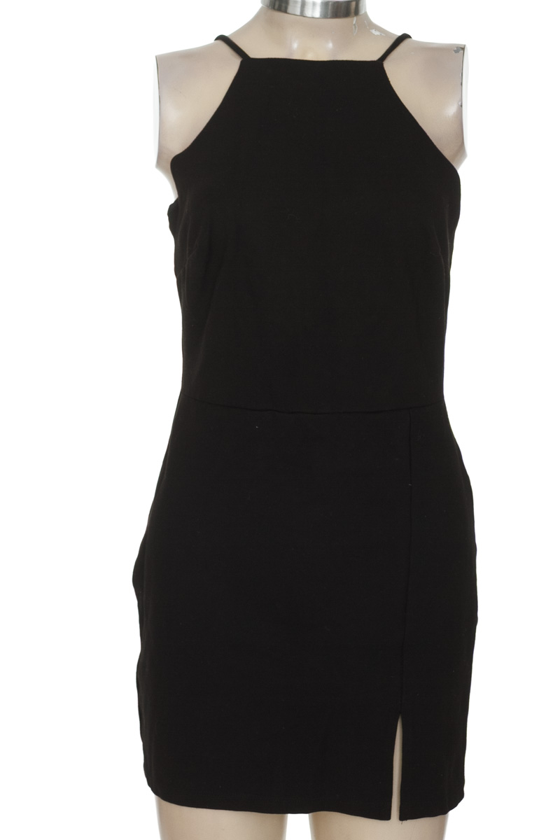 Vestido / Enterizo color Negro - Stradivarius