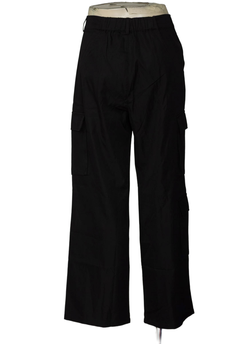 Pantalones color Negro - Closeando