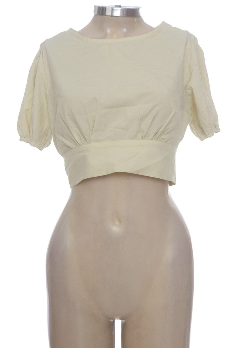 Top / Camiseta color Verde - Believe