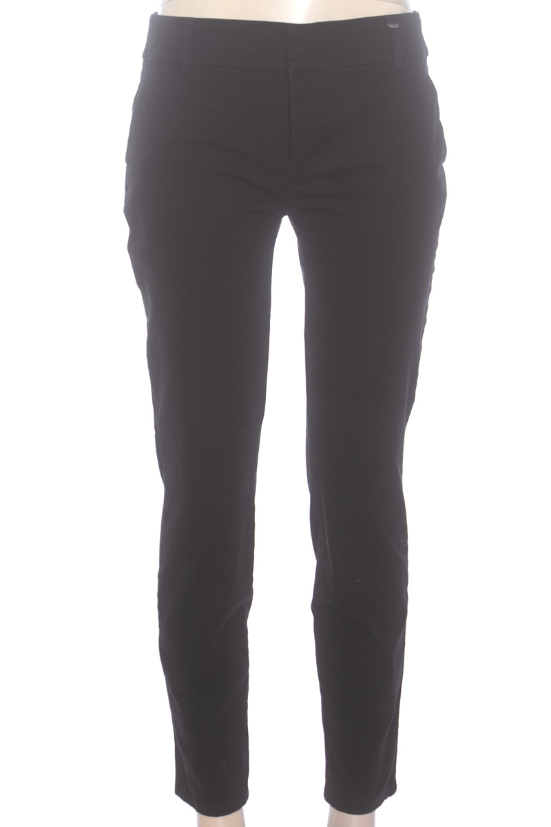 Pantalones color Negro - Esprit