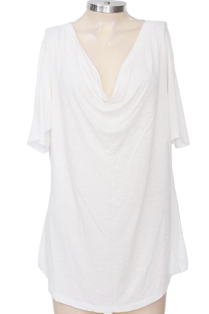Top / Camiseta color Blanco - Bluss