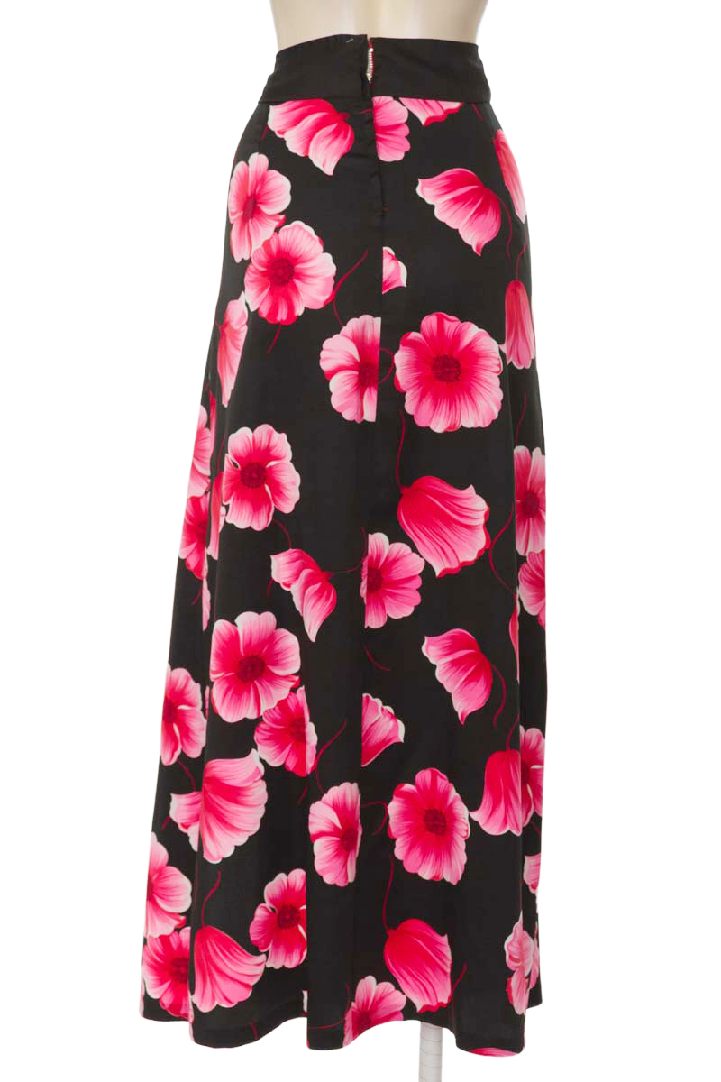 Falda color Negro - Closeando