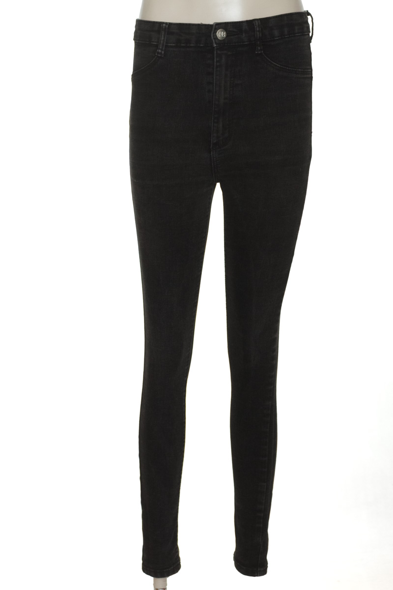 Pantalones color Negro - Zara
