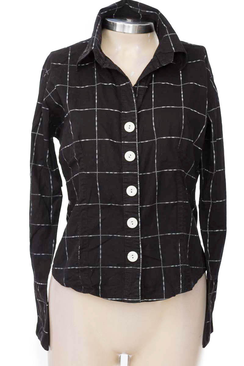 Blusa color Negro - Closeando