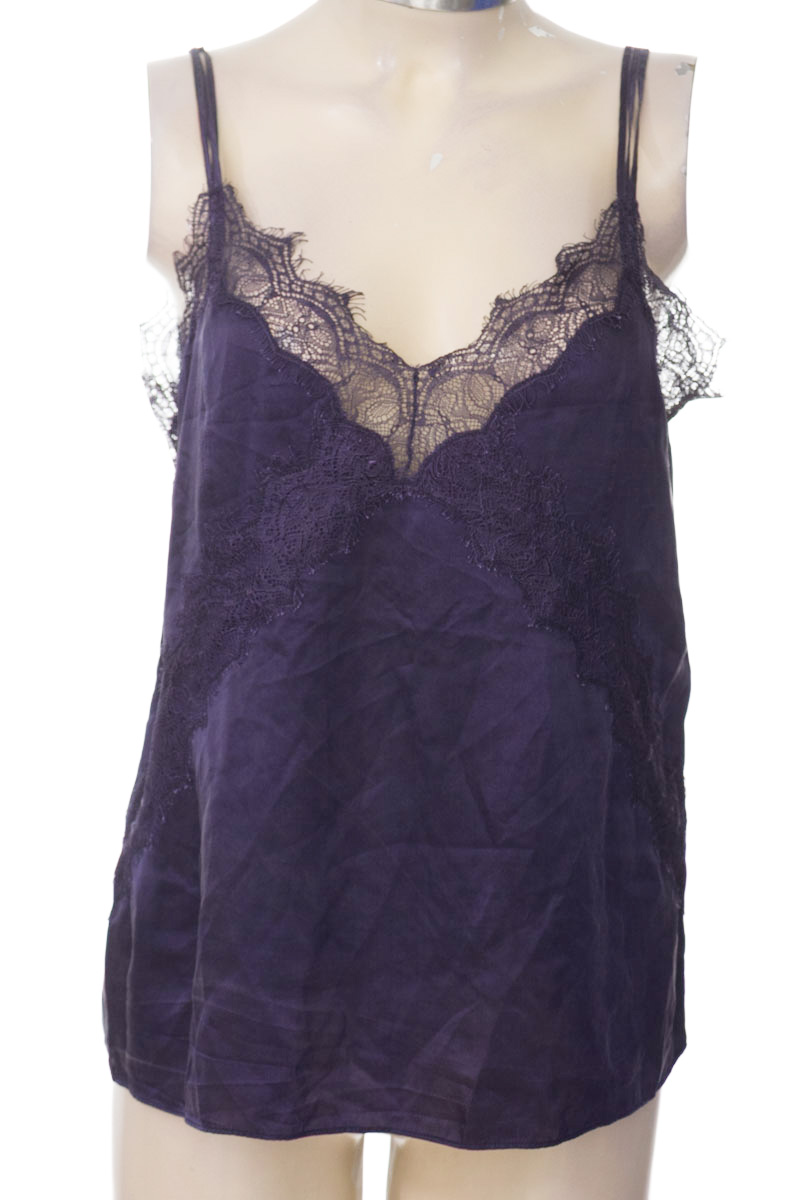 Top / Camiseta color Morado - Uterque