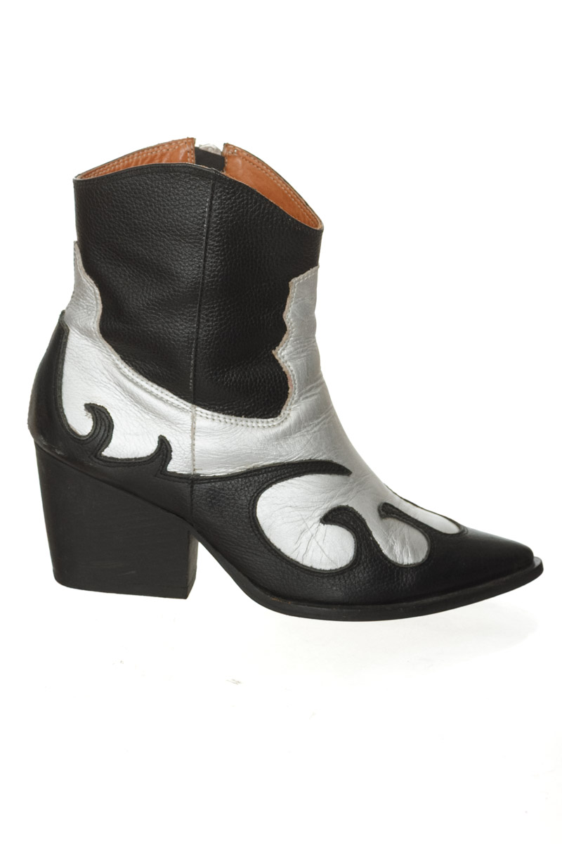 Zapatos color Plateado - Closeando