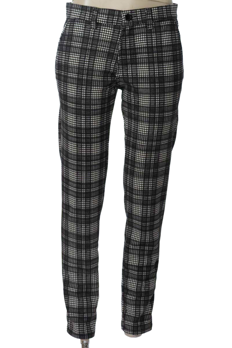 Pantalones color Negro - Closeando