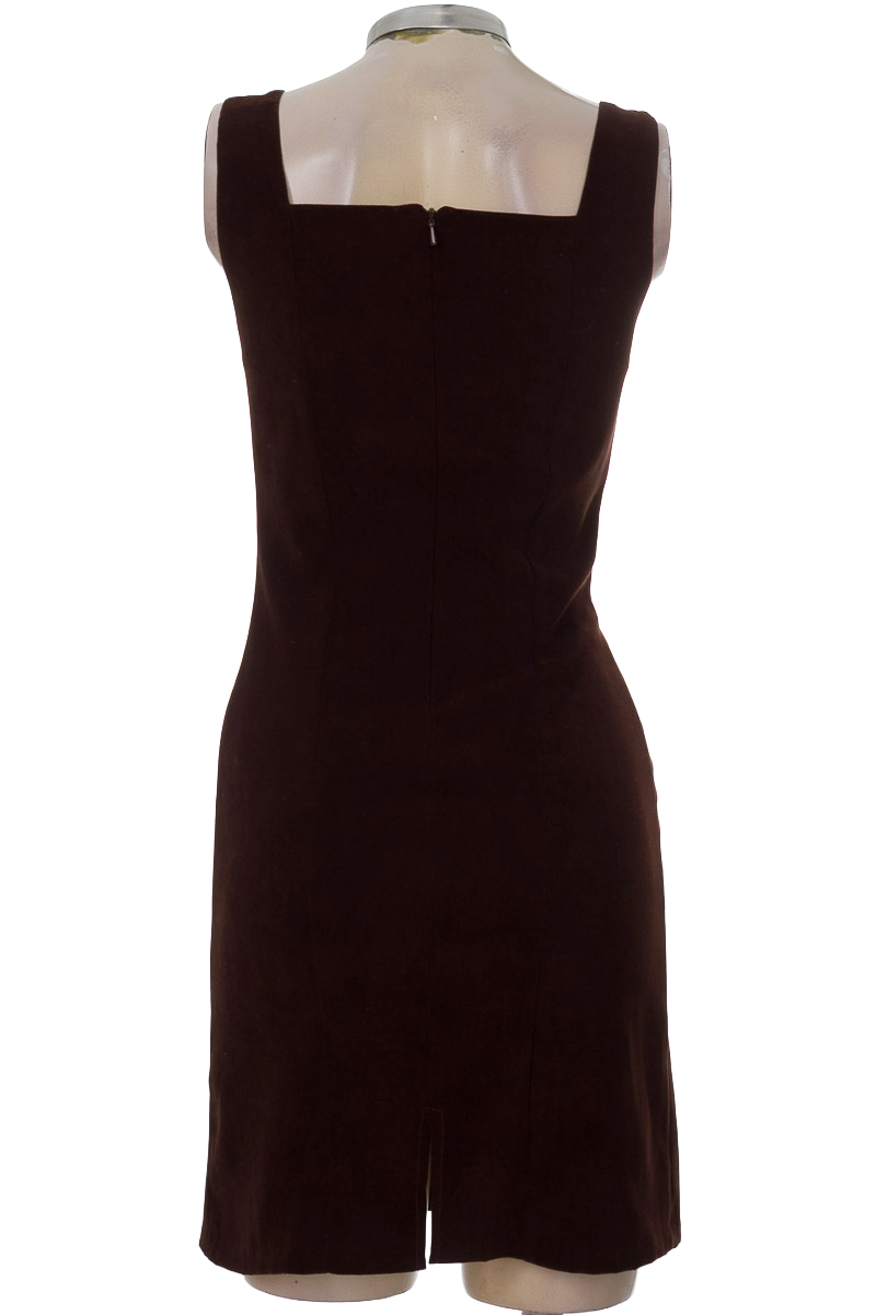 Vestido / Enterizo color Café - Closeando