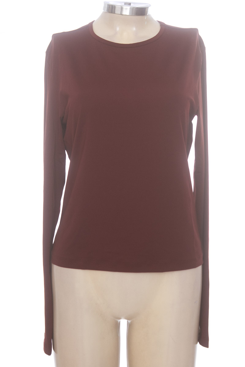 Ropa Deportiva / Salida de Baño color Vinotinto - H&M Move