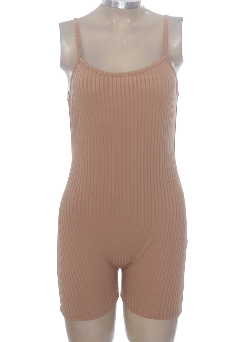 Vestido / Enterizo color Café - Closeando