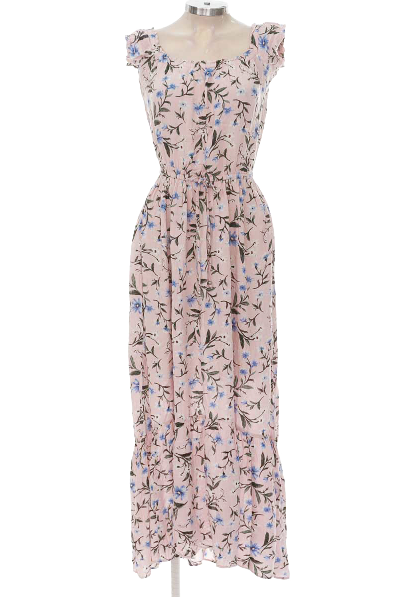 Vestido / Enterizo color Rosado - American Eagle